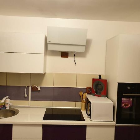 Apartament Oana'S Home Orsova Bagian luar foto
