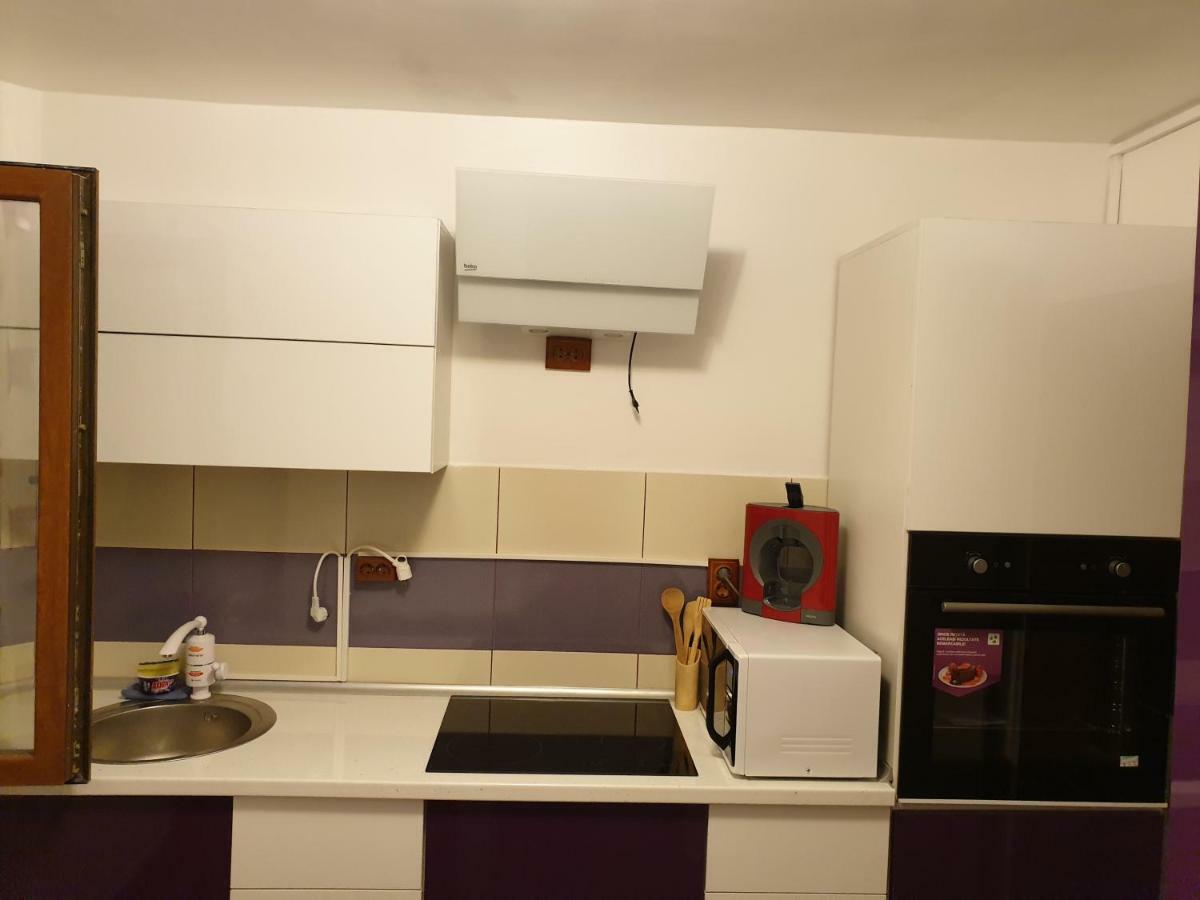 Apartament Oana'S Home Orsova Bagian luar foto